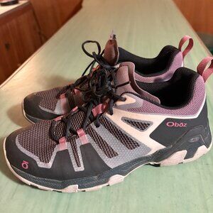 Womens Oboz Arete Low Blush Gray Waterproof Hiking Shoes Size 8.5